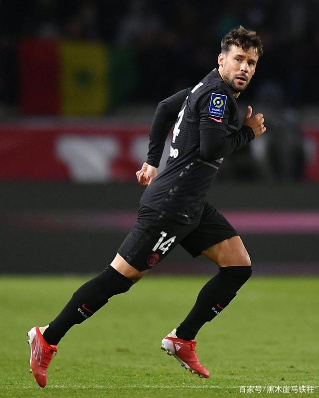 九游官网-这也行？今夜山东男篮备战法甲塞维利亚内部沟通备战法甲，清晨波尔图调整名单以备中超